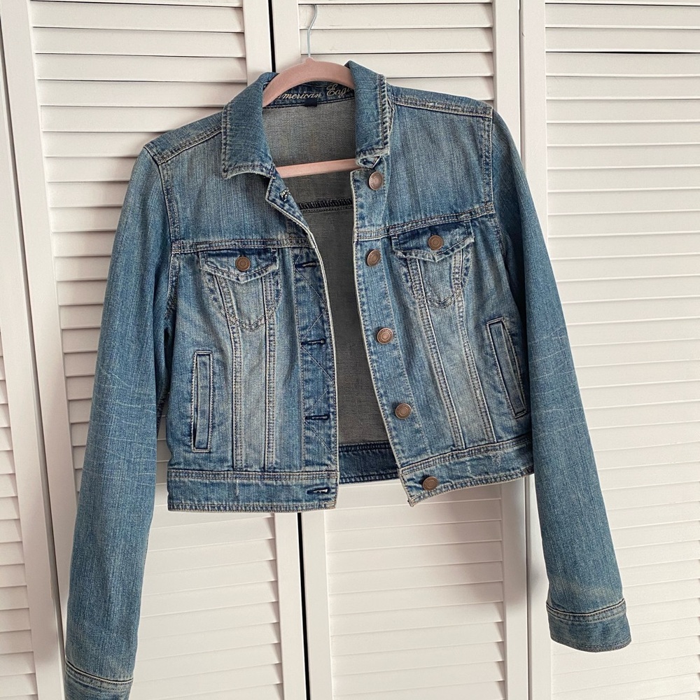 American Eagle New Without Tags. Medium - image 2